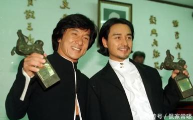 成龍劇組發飆:前面人把飯盛光了,一半人沒飯吃,我看著你們吃完
